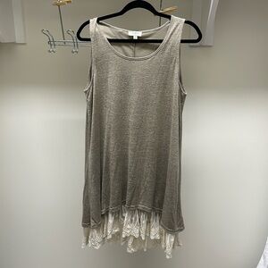 Brown Umgee dress with lace